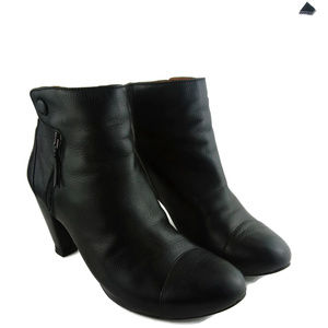 GENTLE SOULS "Tip Tone" Zip/Snap Leather Bootie